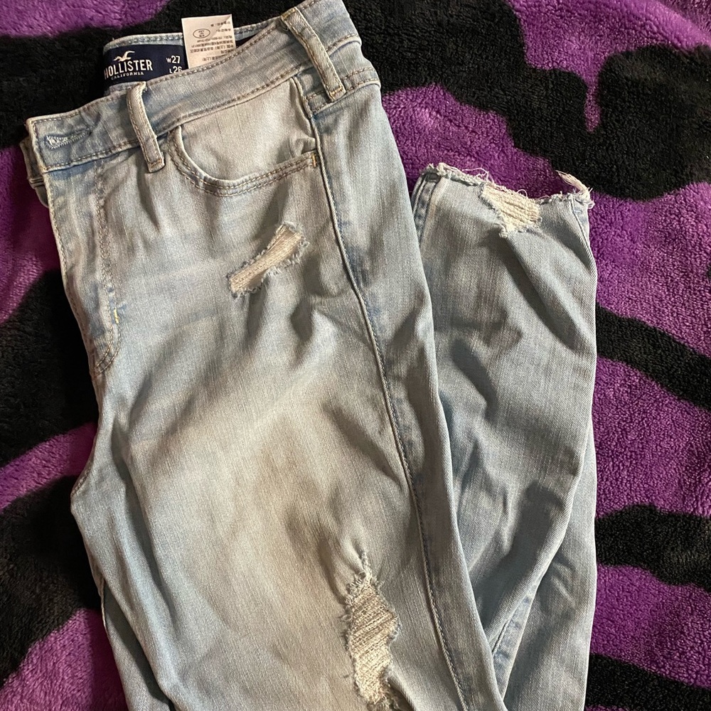 Women’s hollister jeans